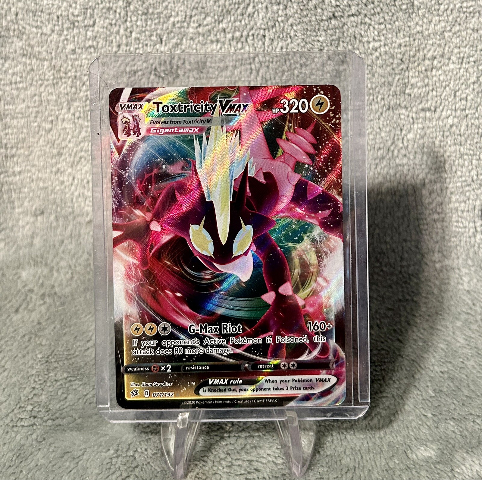 Pokemon TCG Rebel Clash 071/192 - Toxtricity VMAX - Ultra Rare - NM
