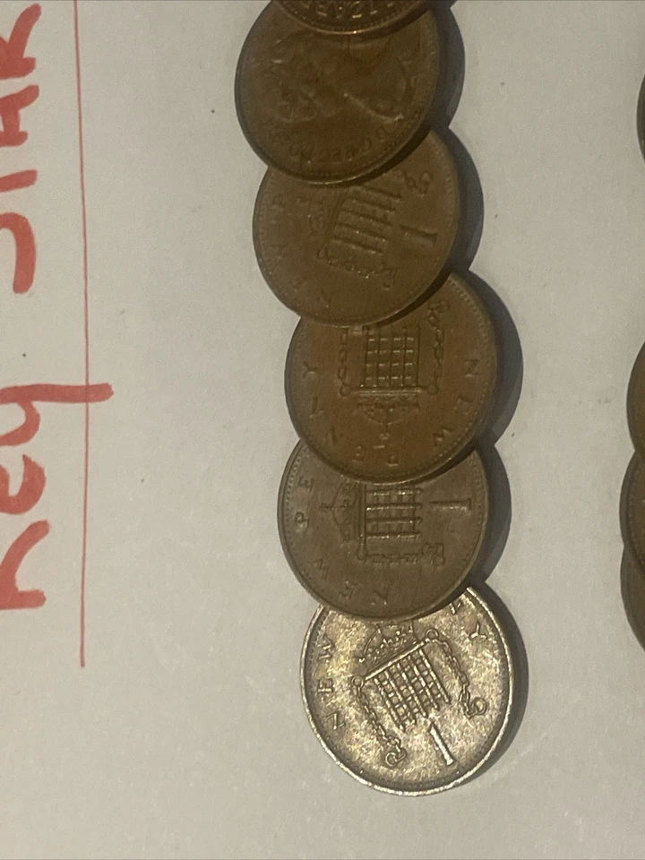 2 X Un Penique Nuevo 1986 Reino Unido GB 🇬🇧 Moneda 🪙 Isabel II Británico 1 Penique Foto 3 de 4