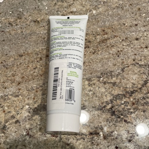 Gel remedio bola pelo sabor atún Tomlyn Laxatone gatos y gatitos, 4,25 oz 2027 - Imagen 2 de 2