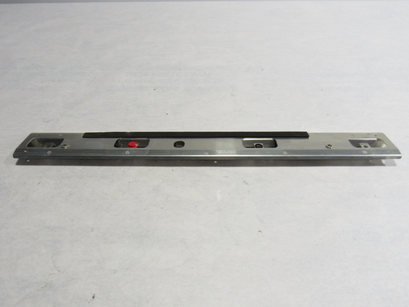 18-21 Aston Martin Vantage 2019 Right Interior Sill Bracket Mount Support :O