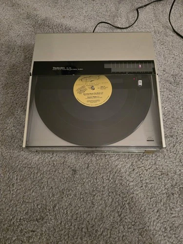Technics SL-Q5 Direct Drive Automatic Turntable Serviced With Stanton Cart!