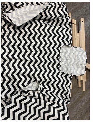 Turtleplay Cotton Canvas Black and White Zig Zag (Chevron) Indoor