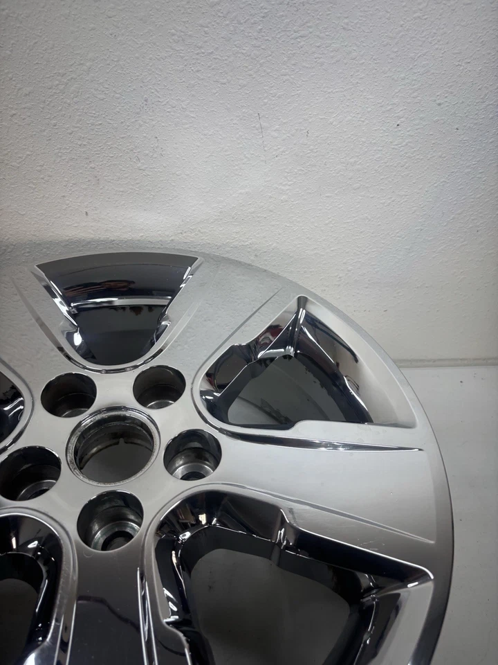 Chevrolet Equinox 2012-2015 Chrome Clad 18" Inch OEM Wheel Rim 9598556 - Image 3 of 4