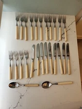 Stanley Roberts SPECTRUM Ivory Stainless Korea 26 Pieces Flatwares