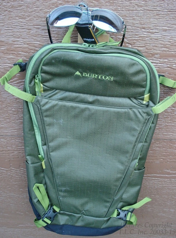 Burton skyward 18l backpack hotsell
