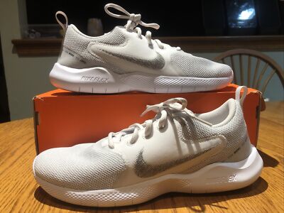 nike flex exp 10 women's