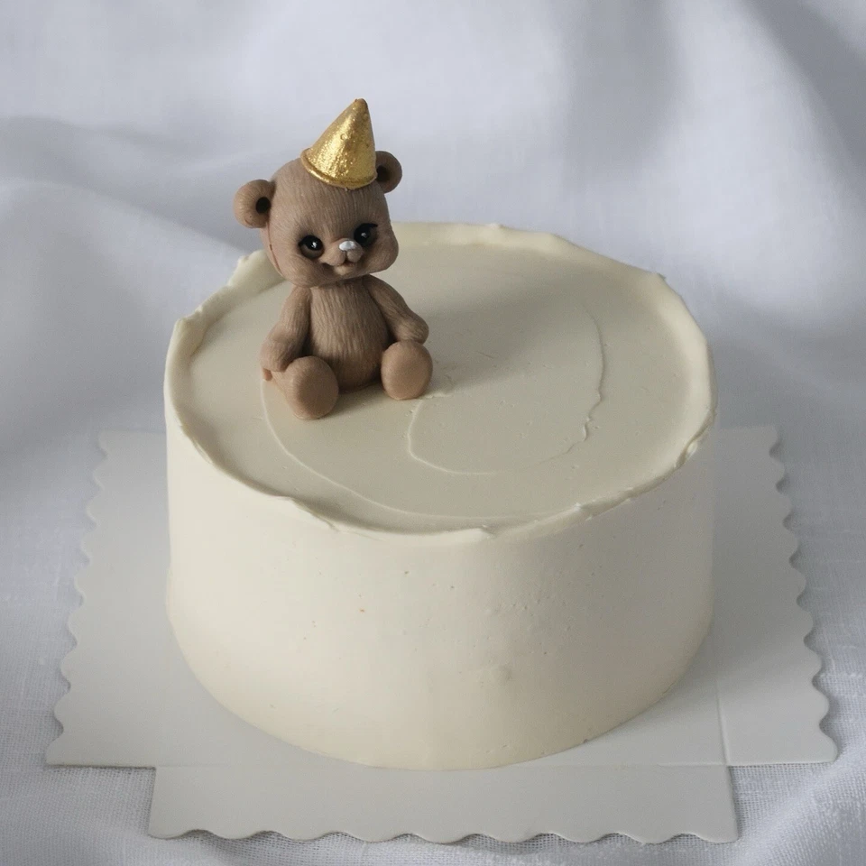 Handmade Edible Bento Cake Chocolate Mini Teddy Toppers Set Of 3- birthday cake - Image 3 of 4
