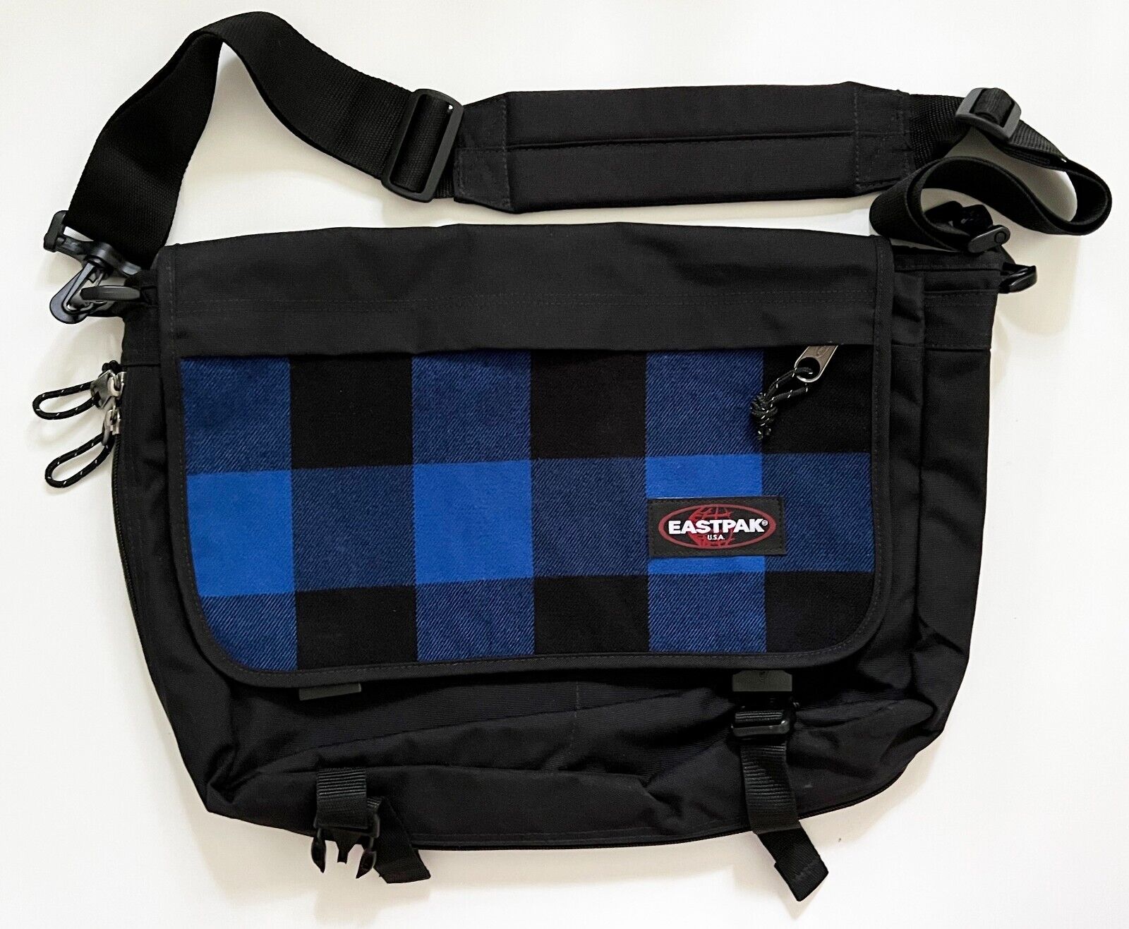 Eastpak Shoulder Bag Large Unisex W/O Tags Plaid Blue Black | eBay