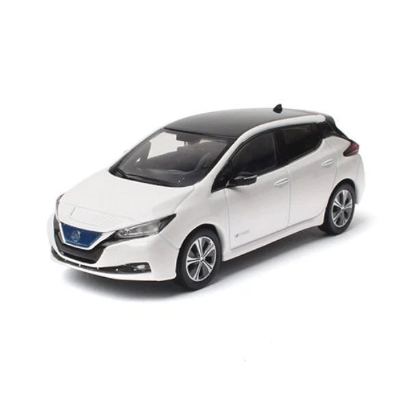 NISSAN LEAF 2018 Miniature Diecast Model Car 1 43