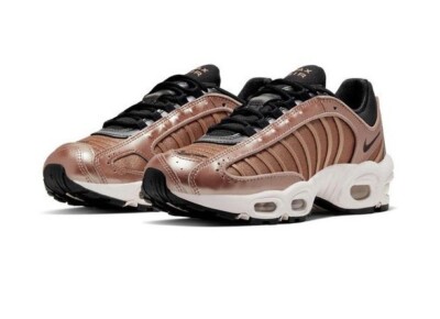 New Nike Bronze Sparkle Tailwind 4 Sneakers Womens Size 7.5