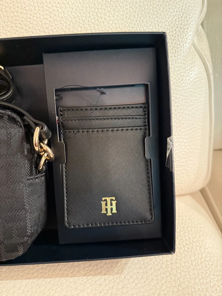 NEW TOMMY HILFIGER CROSSBODY & CREDIT CARD HOLDER BOXED GIFT SET BLACK - Image 3 of 4