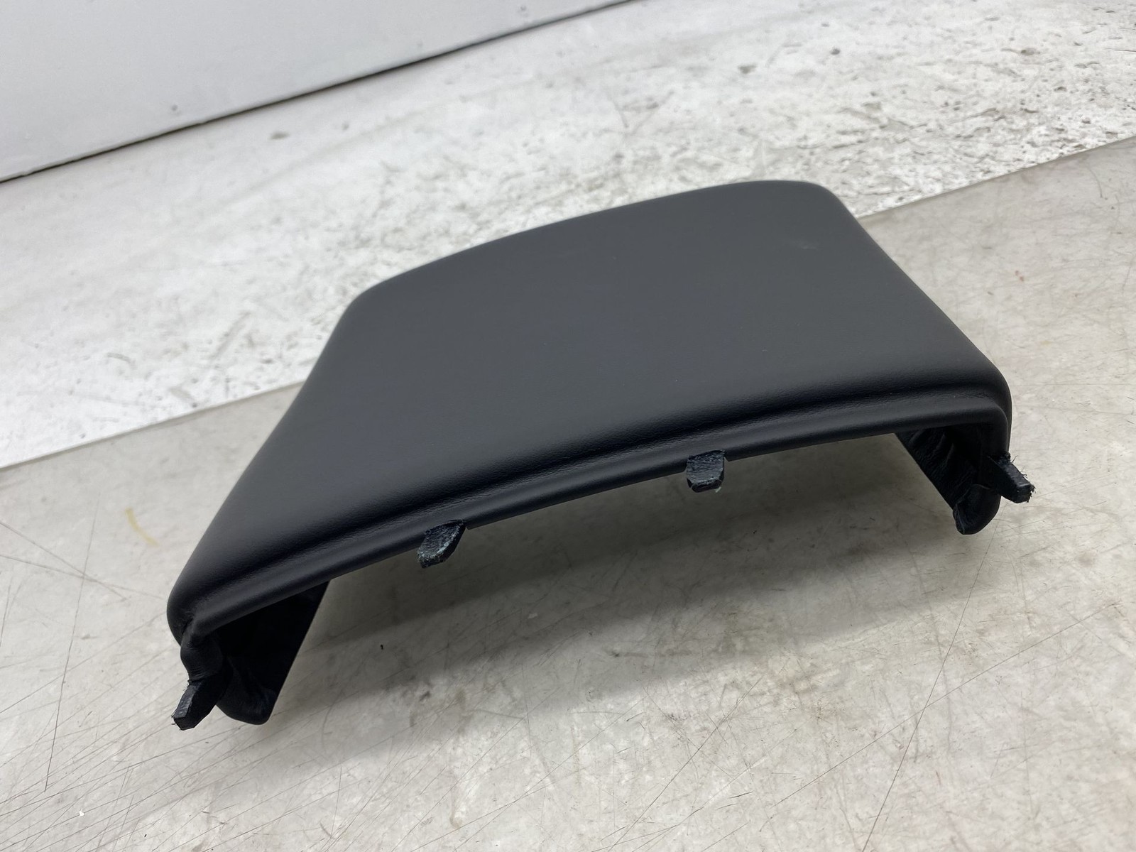Bentley Flying Spur 2014-2018 RIGHT+LOWER Pillar trim P/N 4W0868618