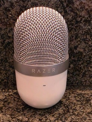 Razer Seiren Mini Ultra Compact Streaming Microphone RZ19-03450300