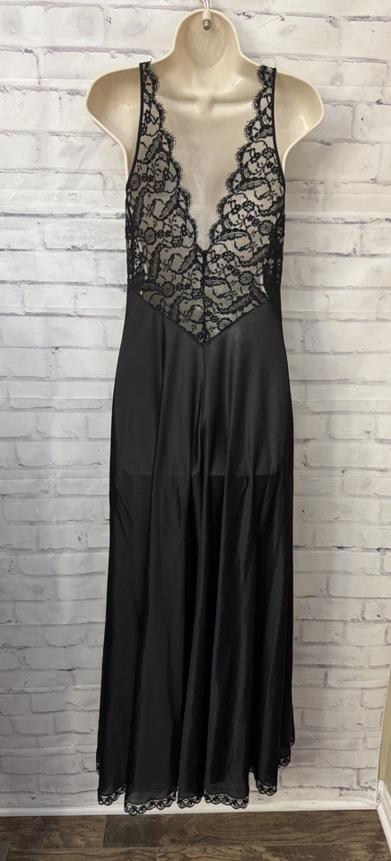 Claire Sandra By Lucid Ann Of Beverly Hills Vintage  34 Long Black Slip Dress  - Image 4 of 4