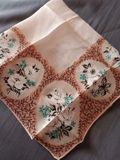 Vintage HANDKERCHIEF - Irish Linen - Hand Rolled - 14 3/4" x 14 3/4"