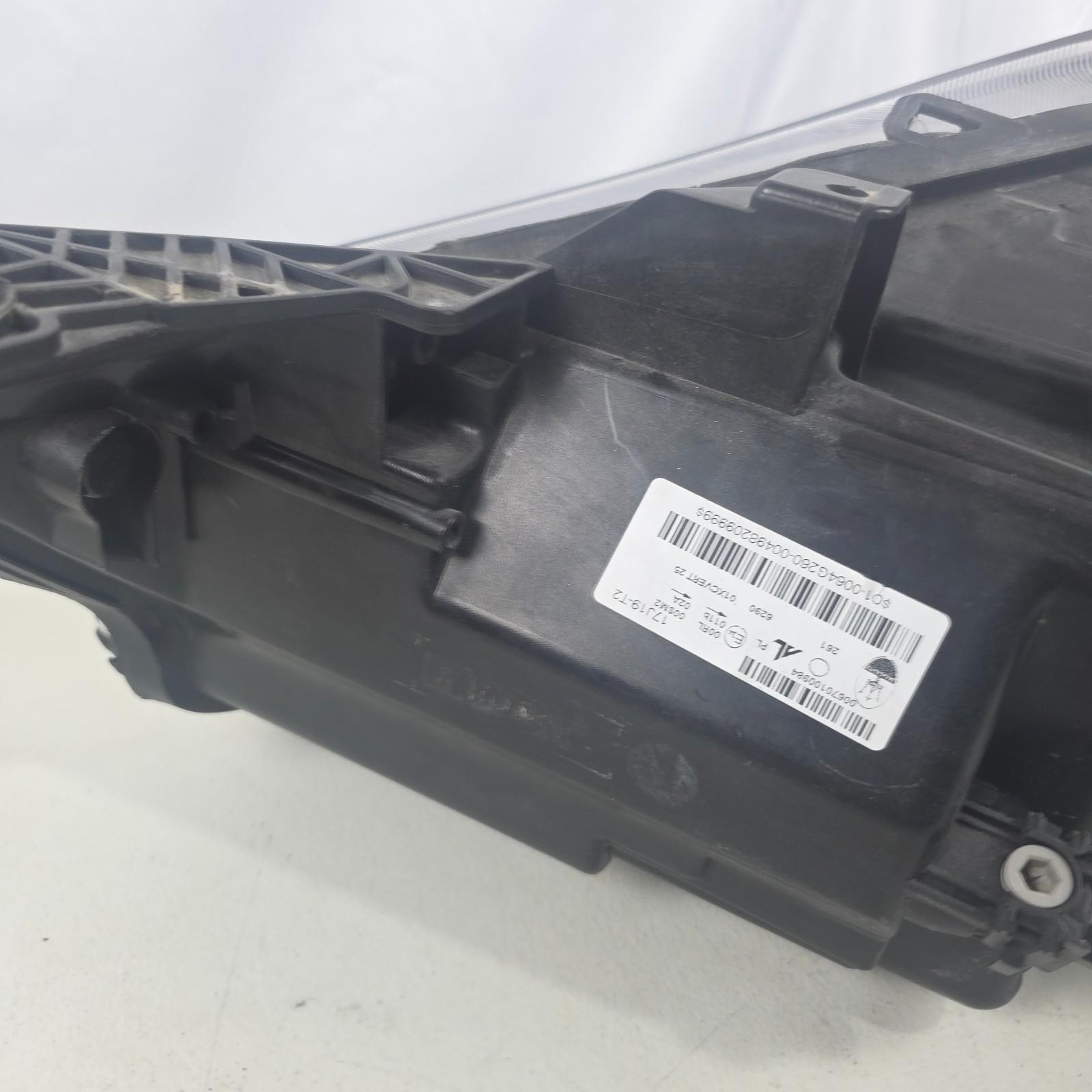 Maserati Ghibli 2014-2017 Right Headlight P/N 00670100984