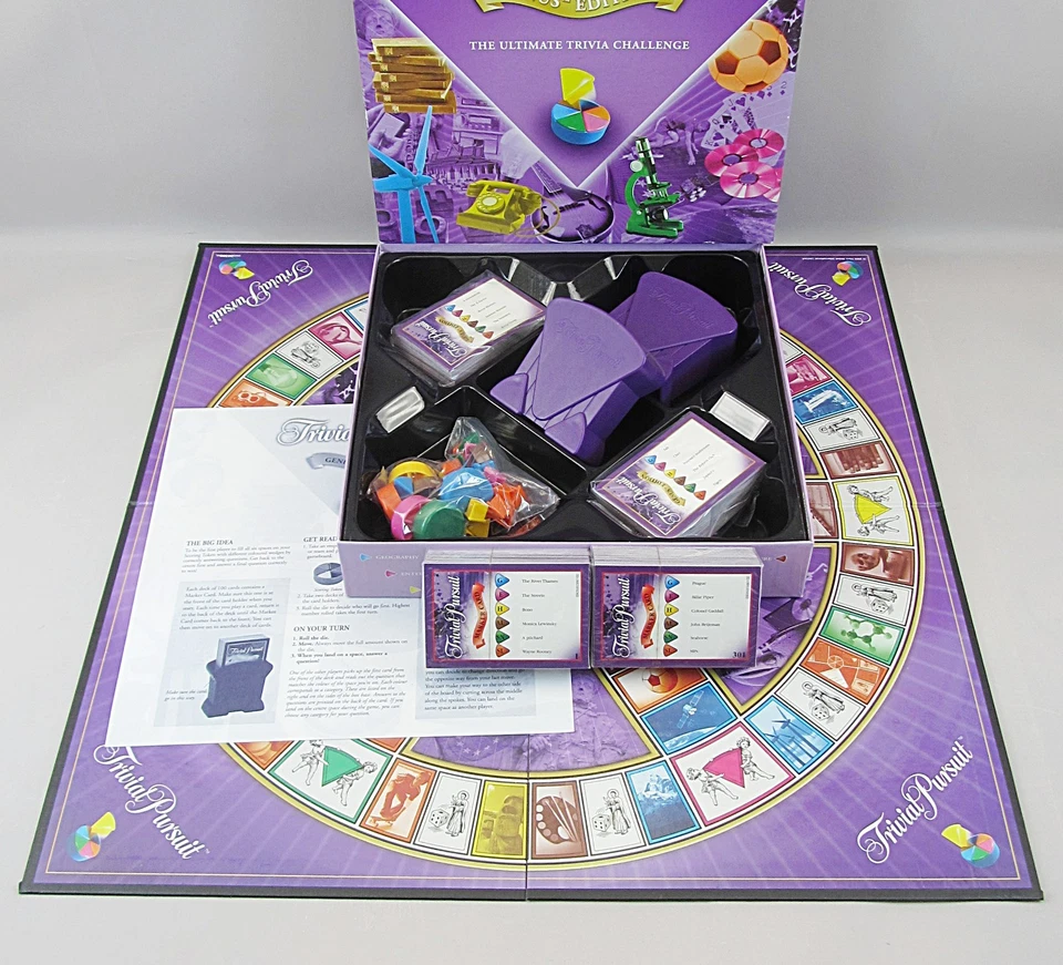 Trivial Pursuit Genus Edition Board Game Hasbro 2005  2 Packs Cards SEALED 100% - Image 3 of 4