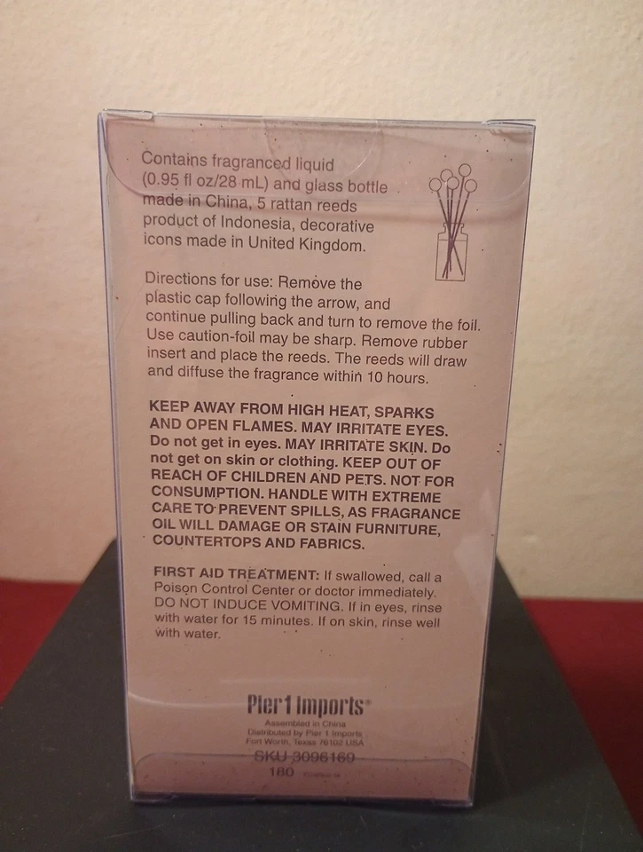 Pier 1 Imports Reed Diffuser Holiday Forest Fragrance .95 fl oz Glass Bottle NEW - Image 4 of 4