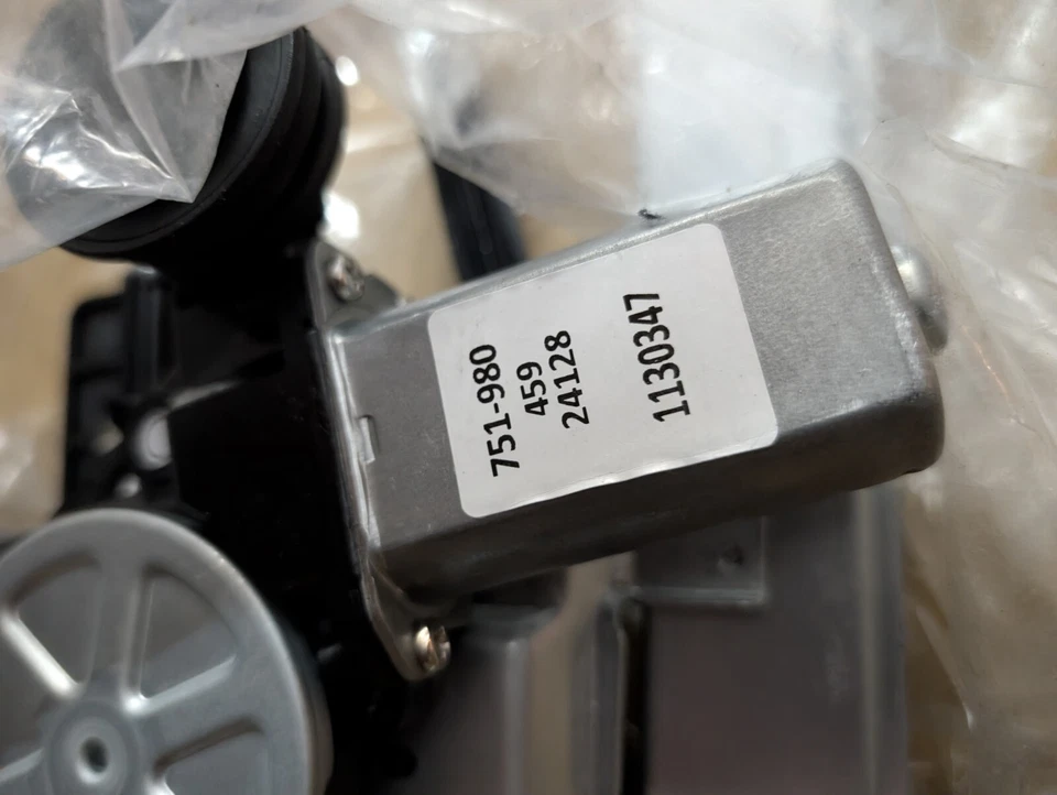 Nuevo regulador de ventana eléctrica Dorman 751-980 para Nissan Pathfinder 13-21 Foto 4 de 4