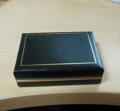 Vintage Swank Gold Tone & Green Stone Cuff Links & Tie Tack in Original Box - Picture 3 of 5