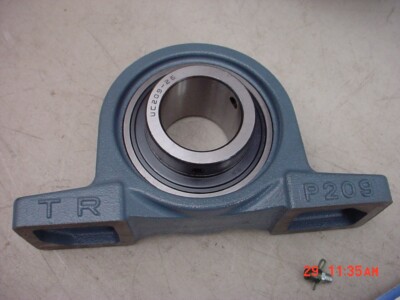Lot of 4  TR Bearing UCP209-26  1-5/8'' Pillow Block Bearing