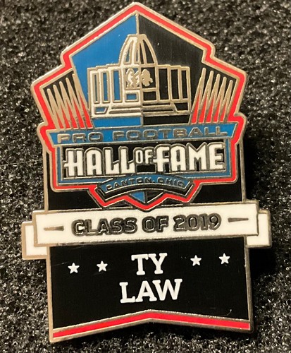 Prendedor conmemorativo del Salón de la Fama Ty Law 2019 New England Patriots