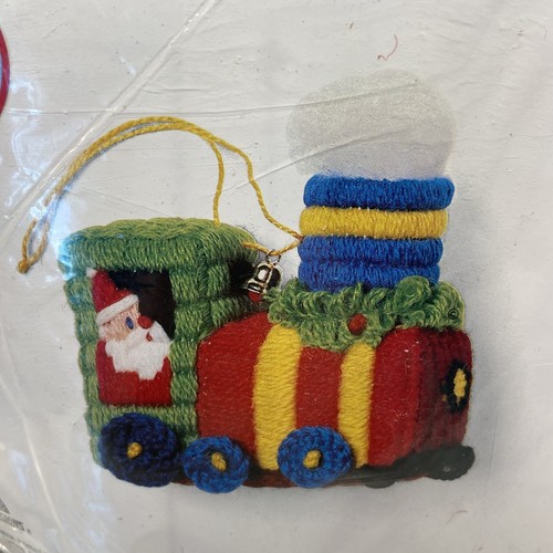 Santa’s Choo Choo  Christmas Ornament Jiffy Needlepoint 5039 Charlene Gerrish - Picture 1 of 4