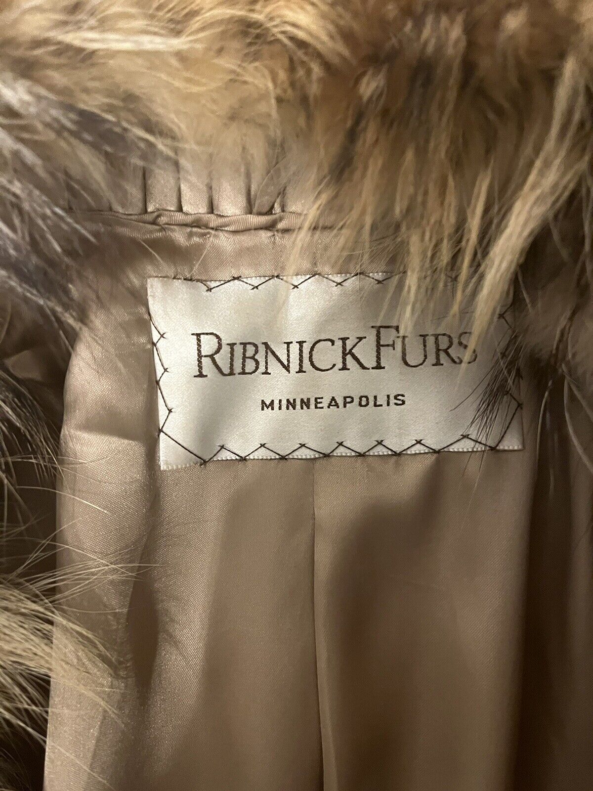 PREOWNED NATURAL FINNISH RACCOON FUR COAT - THICK FUR! – The Real