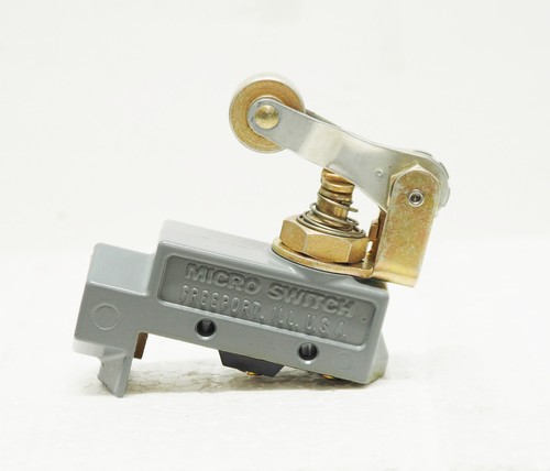 Honeywell Microswitch BZE6-2RQ2 Plunger Limit Switch 15A / 480VAC - Picture 7 of 7
