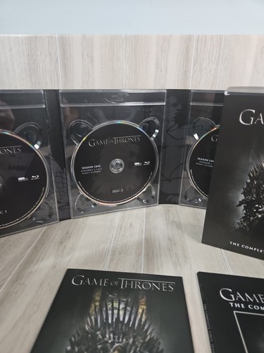 Game of Thrones The Complete First Season HBO DVD 5 Disc 2012 Blue Ray - Picture 3 of 10