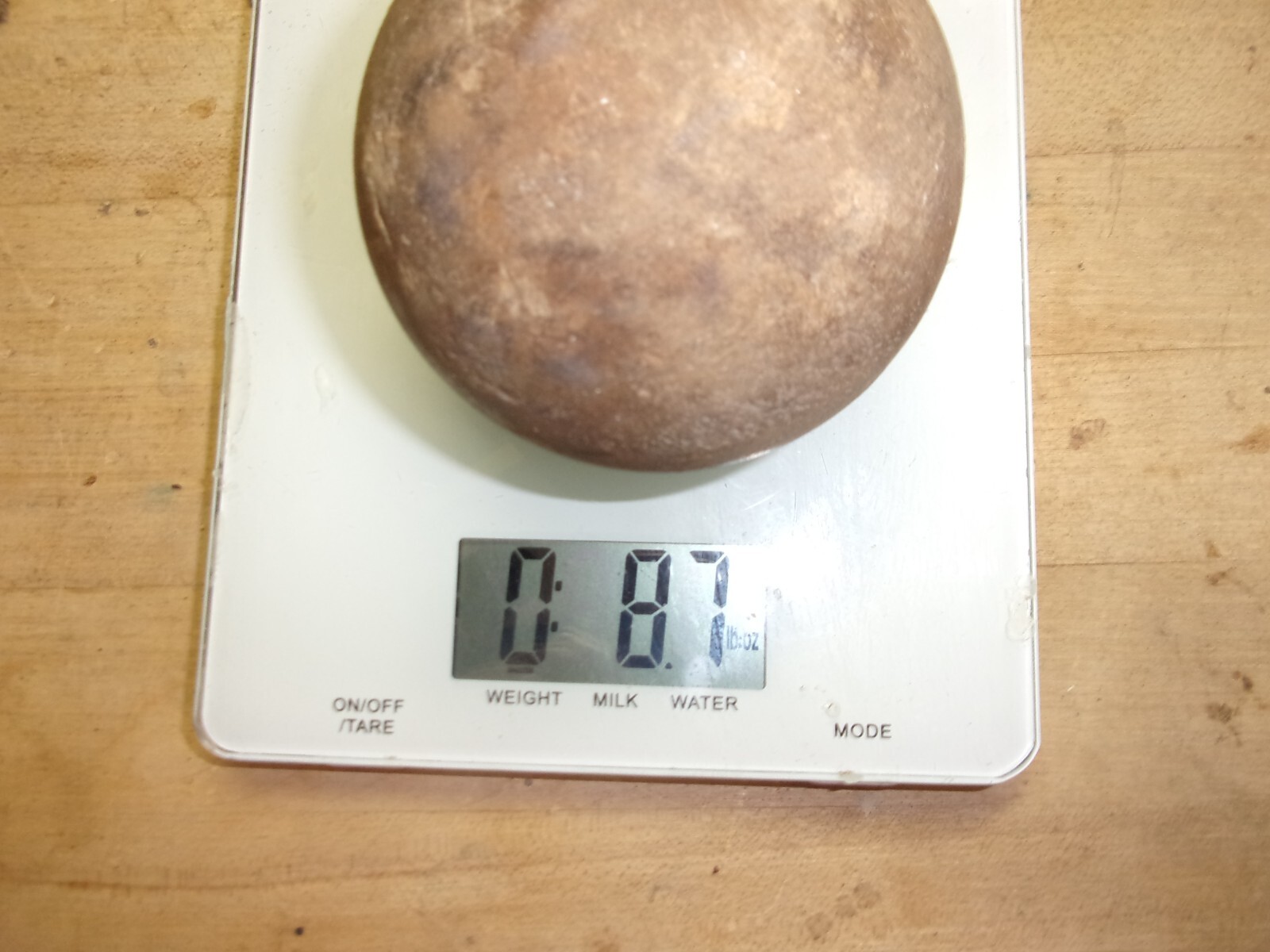 vintage lot of 2 wooden lawn bowling balls 3 1/4 " dia. FREE SHIPPING