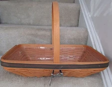 Longaberger 2000 Collectors Club Spring Meadow Basket, Protector and Tie On