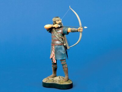 Verlinden 120mm (1/16) Assyrian Archer Drawing his Bow ca. 650 B.C. Vignette 895