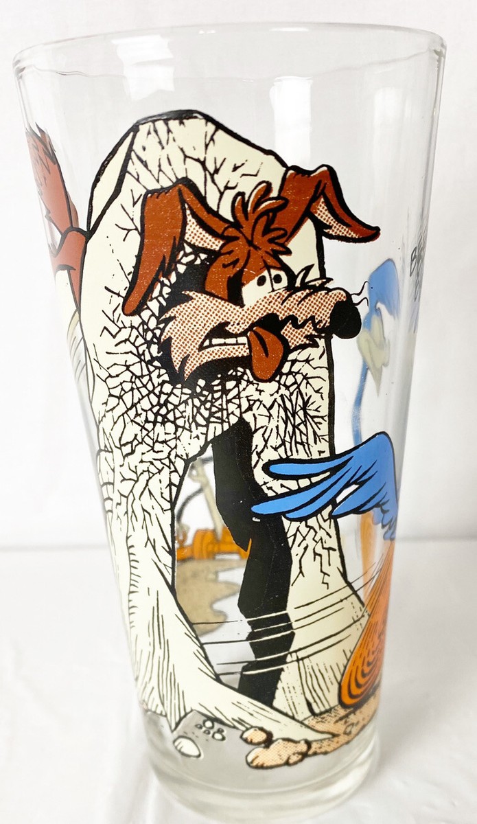1976 Road Runner Wile E Coyote Warner Bros Cartoon Glass Pepsi
