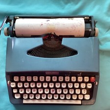 Brother Webster XL-500 Blue Portable Manual With Typewriter Case  thumbnail