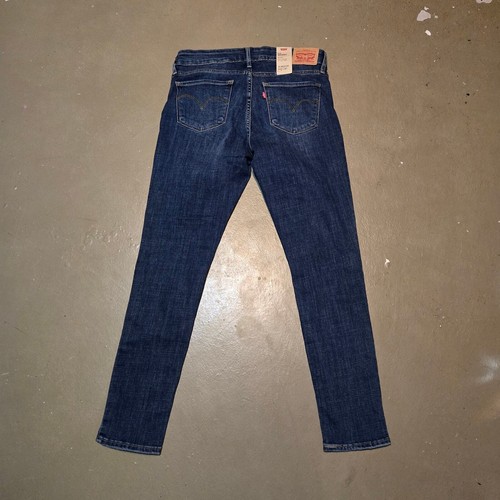 NWT Levi's Mid Rise 711 Skinny Fit Jeans in Little Secret Women's Size 30 - Picture 2 of 6