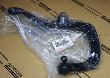 Genuine 4560135081 Toyota Arm Steering Knuckle LH 45601-35081 OEM