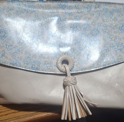 Patricia Nash Women s Beige Floral Satchel Top Handle Bag w/ Tassel, Silver