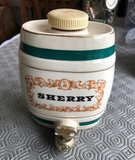 Wade Royal Victoria Keramik England "Sherry" Fass Dekanter Hahn & Stopfen