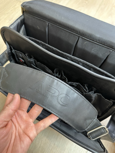 APC schwarze Leder Aktentasche Laptop Schulter Computer Tasche Crossbody Pendlertasche - Bild 13 von 19