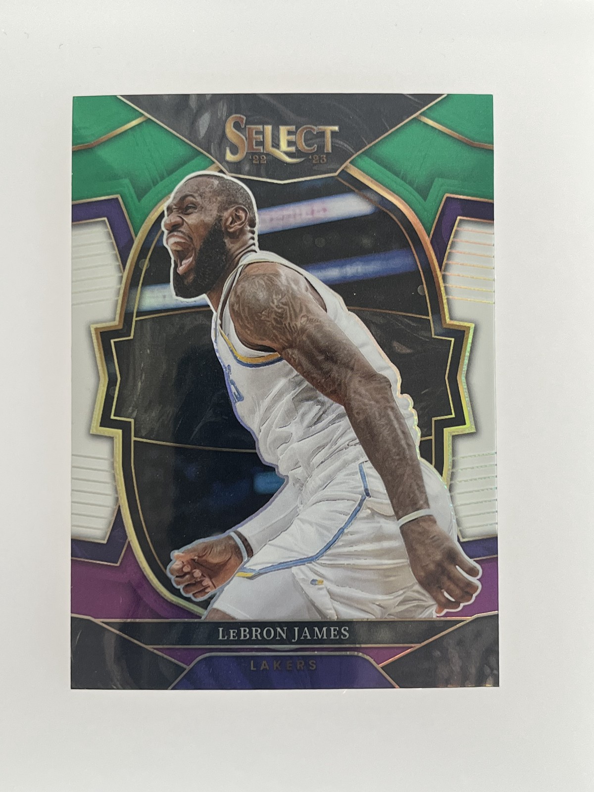 2022-23 Panini Select #26 LeBron James Green White Purple Prizms