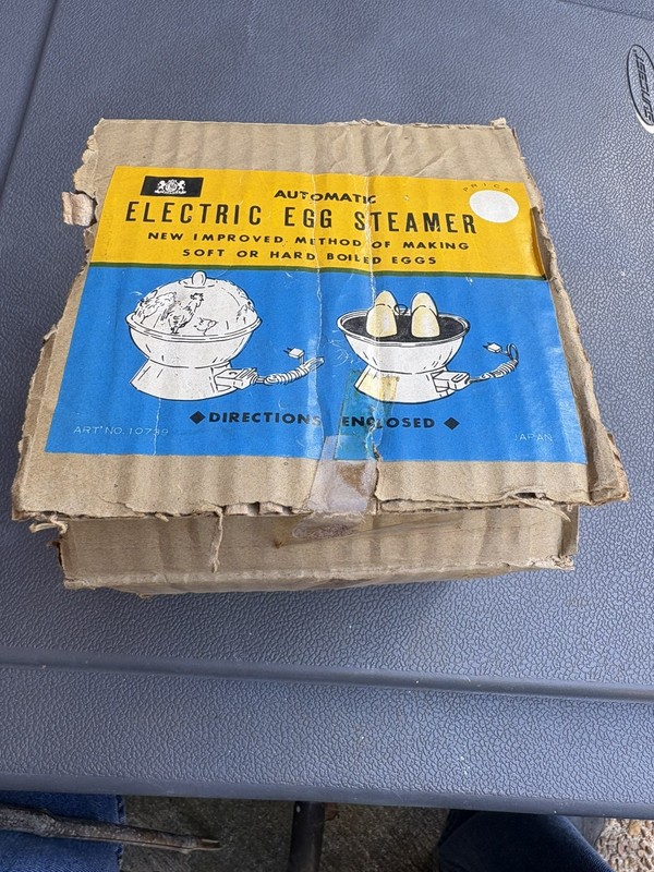 Vintage “EGG- A- MATIC” Automatic Electric Egg Cooker Poacher Hard Boiled *WORKS