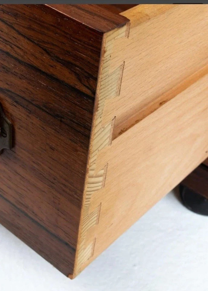 Датский современный журнальный столик середины века из тикового дерева с плиткой сверху - Изображение 4 из 4