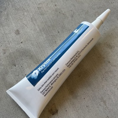Krytox XHT-BDZ White Synthetic High Temp Grease, 8oz Tube