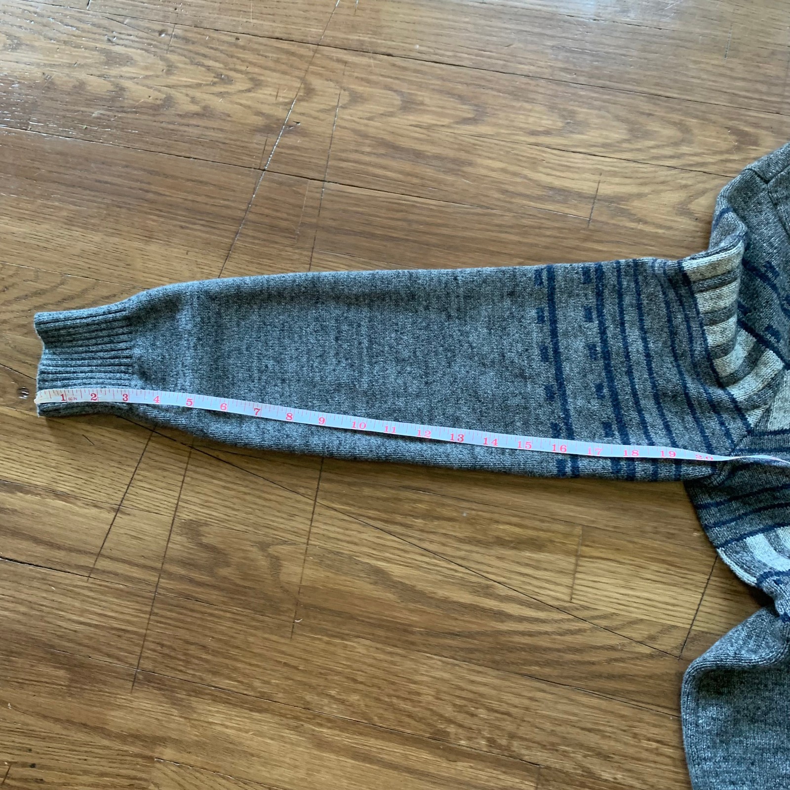 GAP Geo Pattern Sweater Pullover Crew Neck Mens L… - image 7