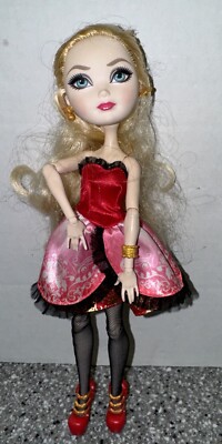 Ever After High Apple White First Chapter Wave Collectible Doll Mattel