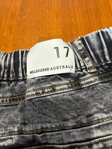 17Sundays Jeans Black Acid Washed Denim Patch Pockets Elastic Waist Size18 + GC - Picture 6 of 10