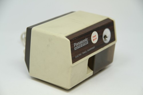 Vintage Panasonic Auto Stop Electric Pencil Sharpener Model KP-110, Tested - Picture 2 of 10