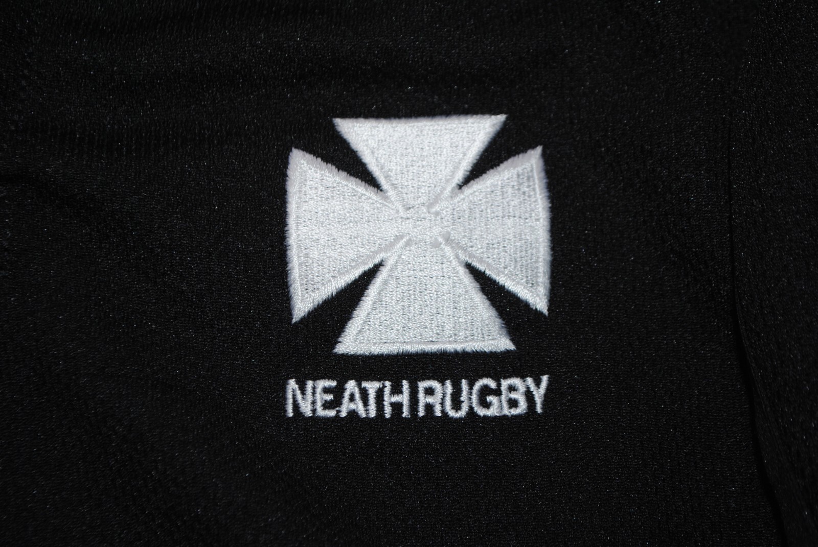 KOOGA WALES NEATH RUGBY SHIRT MENS XLARGE BLACK JERSEY SHORT SLEEVE