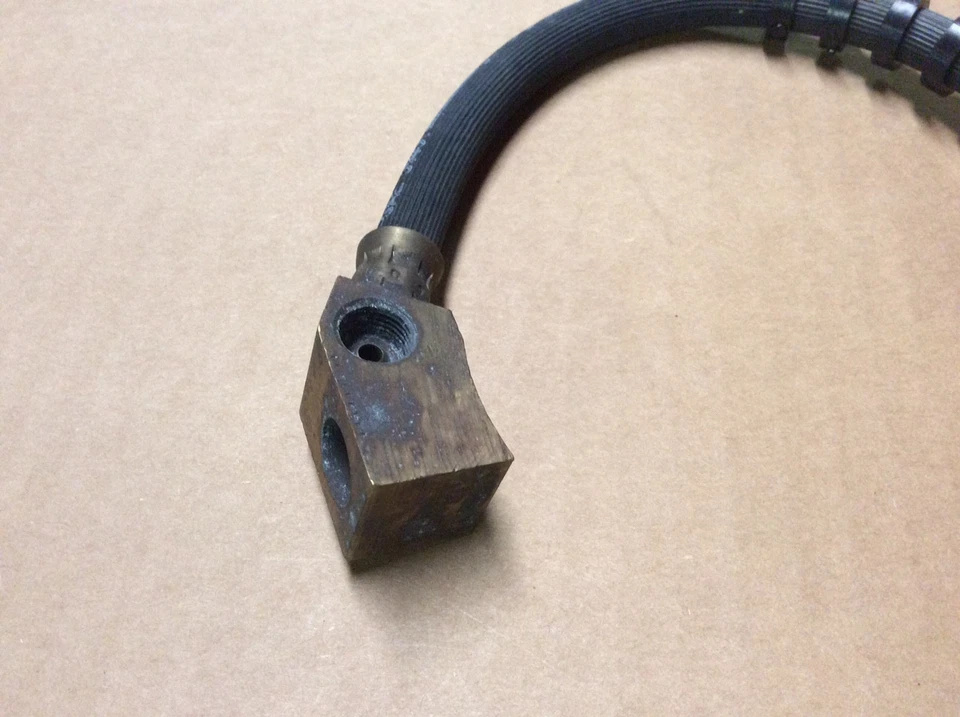 NUEVA MANGUERA DE FRENO TRASERA ARI 87-34311 - Se adapta a 78 Ford Fairmont Mercury Zephyr Foto 4 de 4